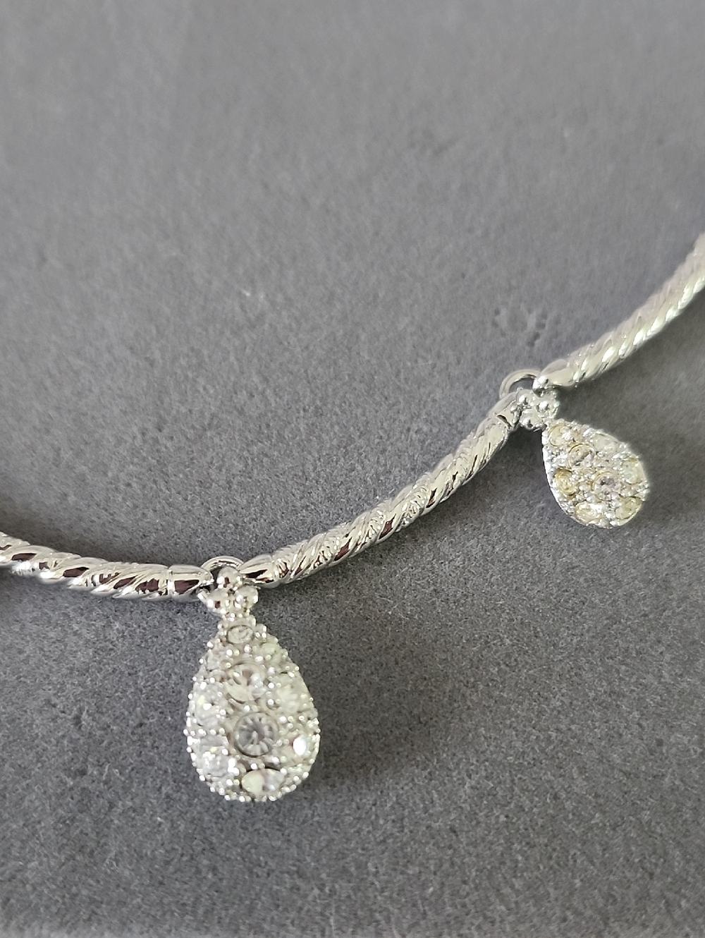 NIB Nolan Miller Glamour Collection Lave Raindrop Necklace - Picture 2 of 4